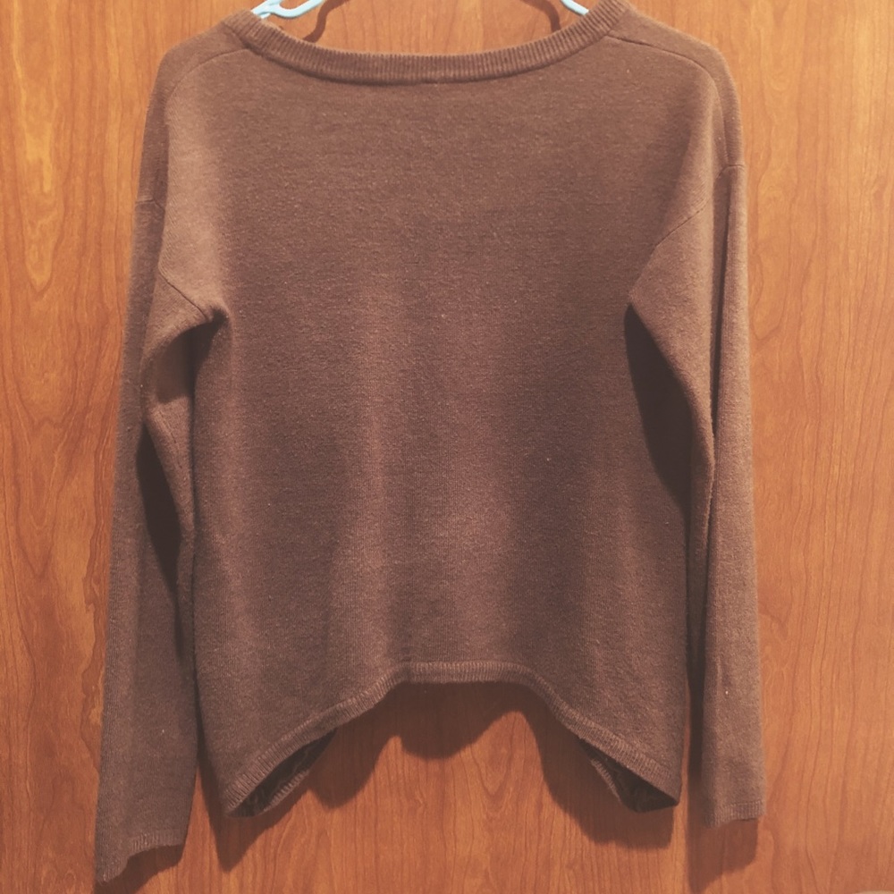 Irregular Bottom Brown Sweater - Picture 2 of 5